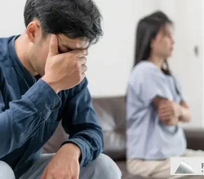 Should you try to keep your home when you divorce?